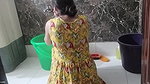 College girl ko bathroom me hi pakad ke chod diya