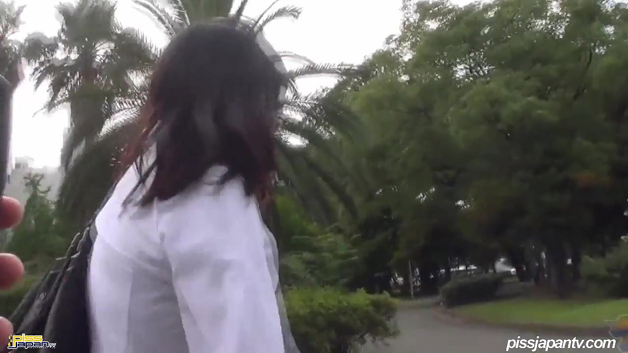 e Pee in the Park