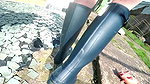 97Ffezine Pee upskirt wellies