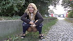 janaYoung Dreister Autobahn Piss