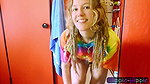 ippie Hippie In die Dusche gepisst Schau mir zu
