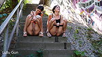 co und Ich beim Pinkelversuch