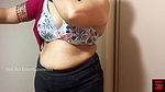 Teacher Changing Saree Blouse – Erotic Show in Bra