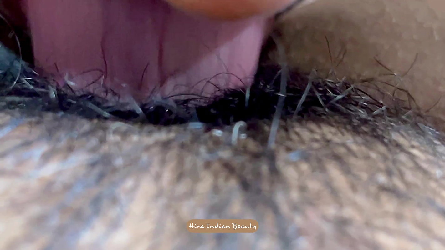 Wife Cheats with Husband’s Friend – Extreme Pussy Eating with Audio – Very Loud Moaning – Dirty Talk