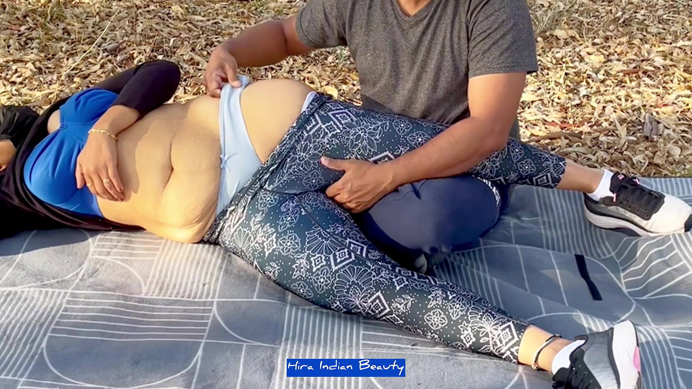 Steamy Outdoor Romance Shy Wife’s Sensual Massages & Big Ass ASMR in Picnic Park