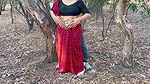 Horny Indian Housewife Cheating with Friend – Giving Deep Throat in Outdoor – Saree Sex