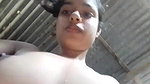 Young babe showing wet pussy