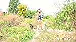 Hottie Pees In The Suburbs Got2pee