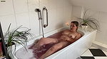 Julia Winter Natursekt in der Badewanne