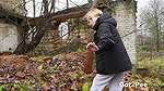 Pee Soaked Leaves 1080p Got2Pee