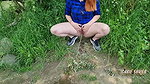 rie Skyler Mini Piss an der Sieg