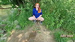 rie Skyler Mini Piss an der Sieg