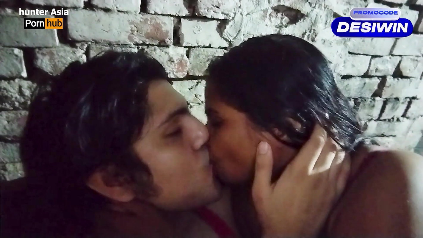 Threesome Sex In Village house
