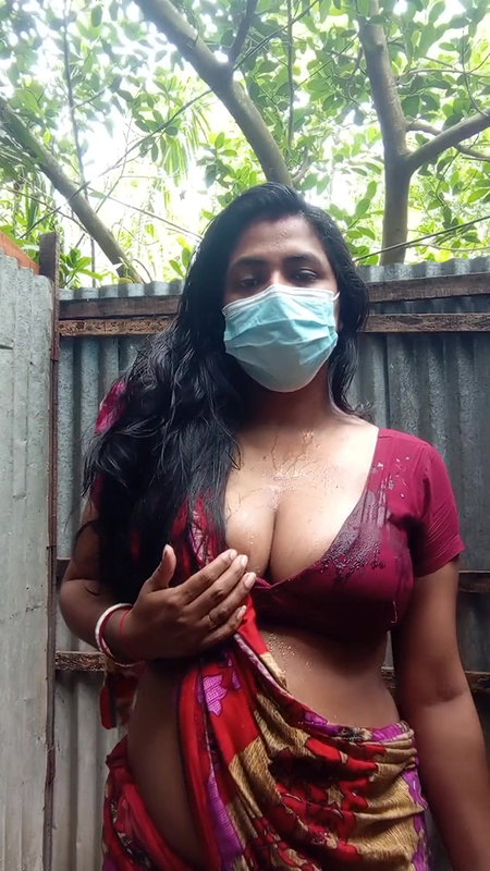 Horney sabita bhabi bathroom sex