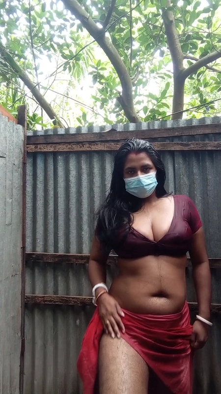 Horney sabita bhabi bathroom sex
