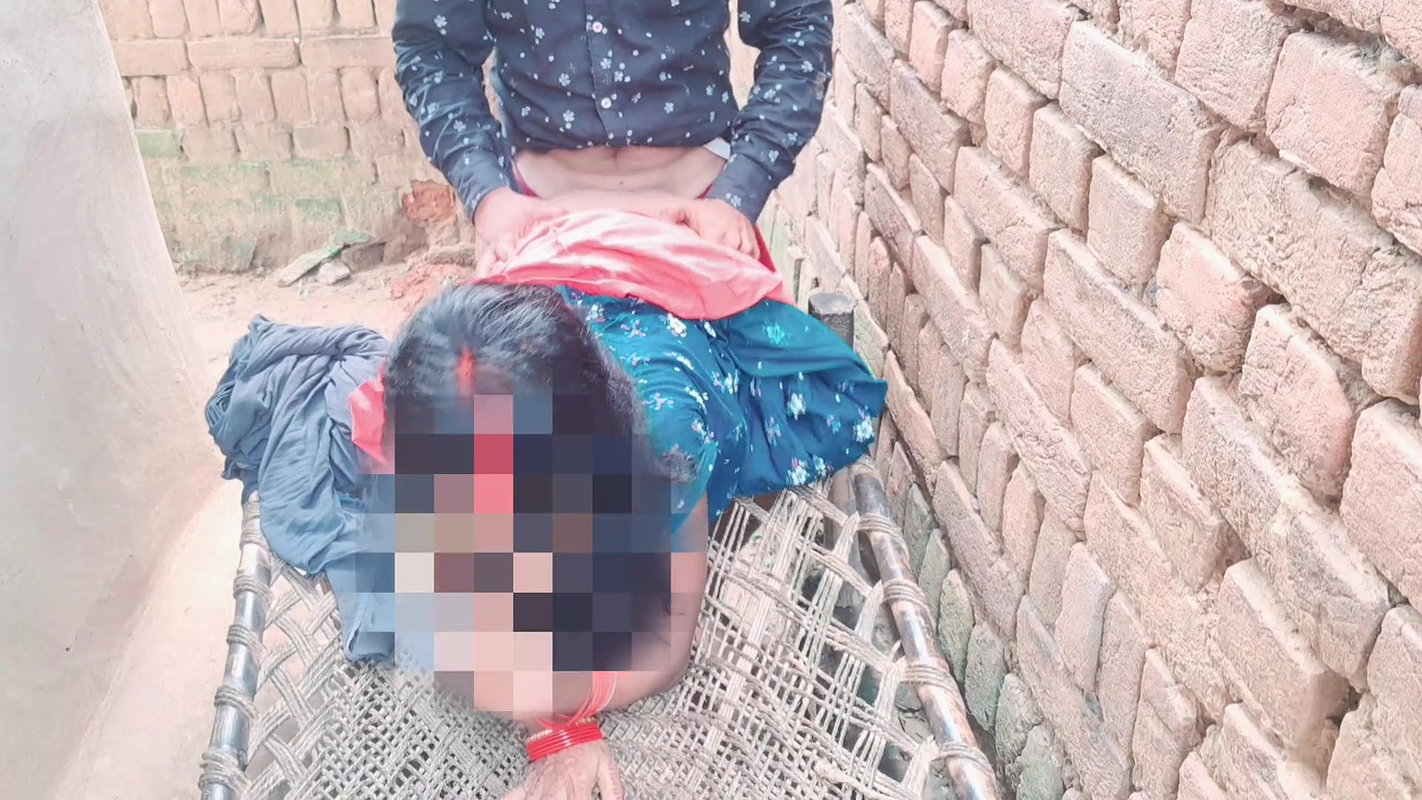 Indian slut outdoor in gets pussy fuck by young boyfriend