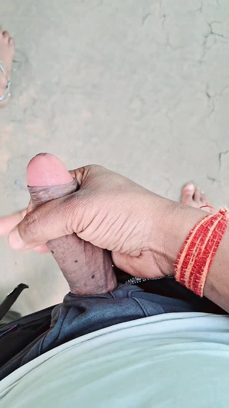 A village Girlfriend and Boyfriend sex outdoors