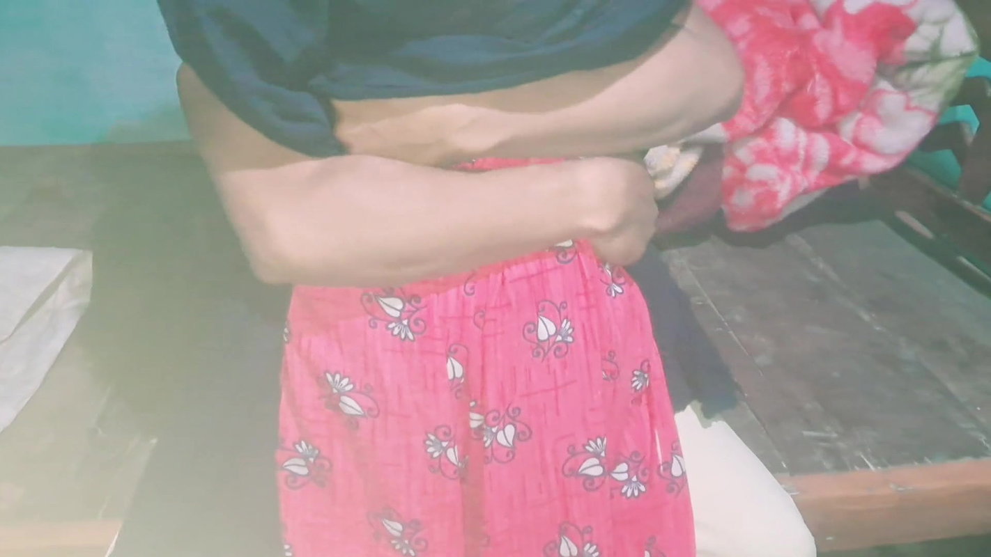 College Teacher Rose Dey Par Roses Dekar Kiya chudayi