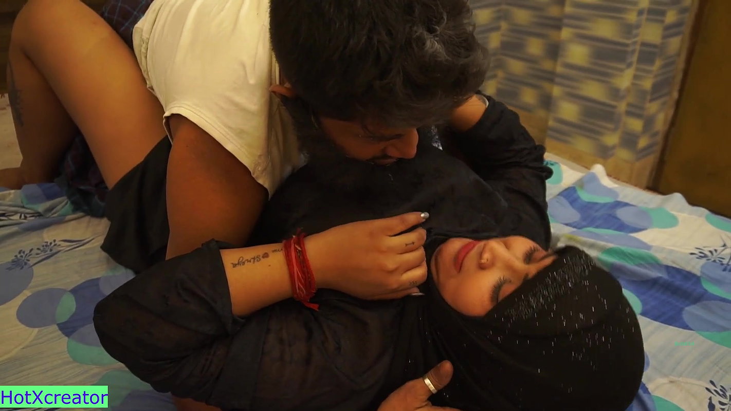 Naughty Susur ne Bahu ko acche se choda! Indian Taboo Family Sex