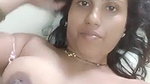 Bhabhi Shows her Boobs