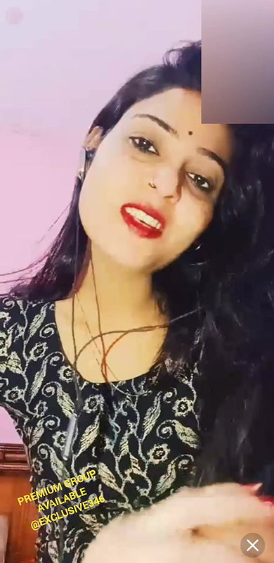 Cute girl in cam