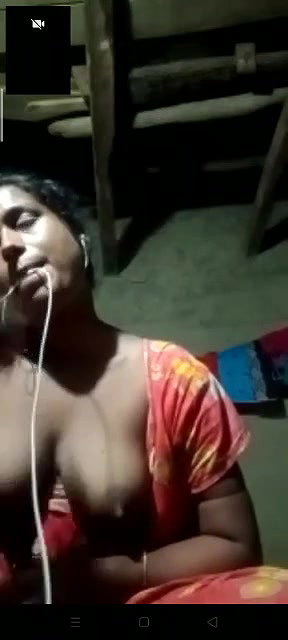 Village Girl Shows her Boobs