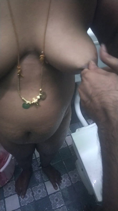 Desi Nipple Play