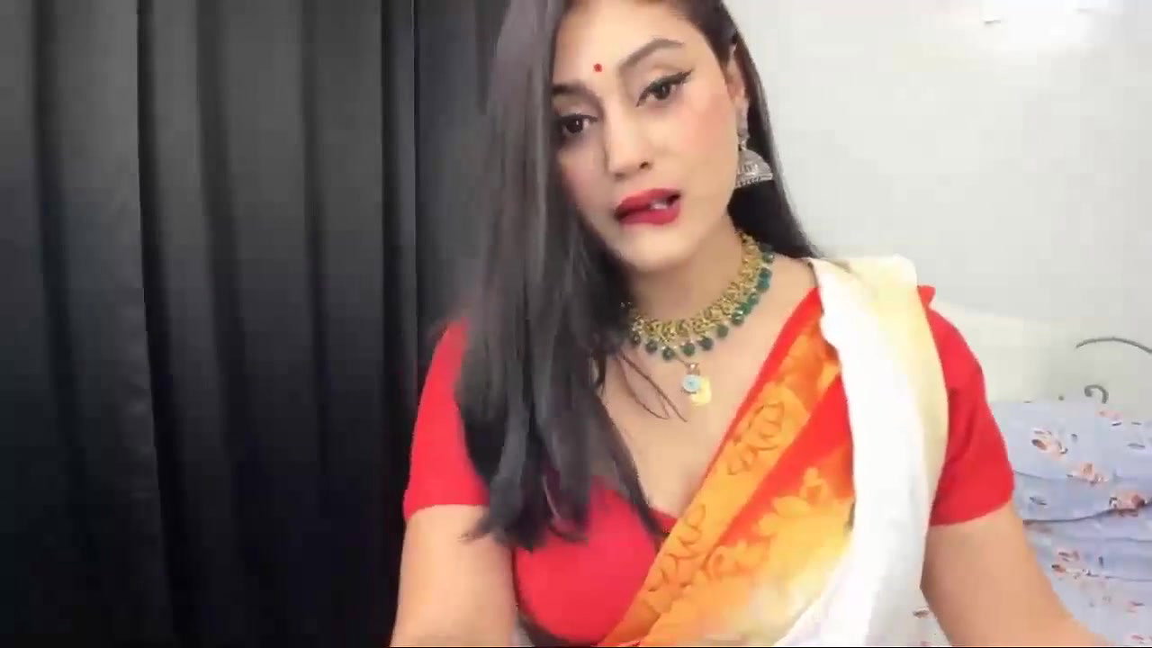 Cute Anna Sexy Live in Orange Saree