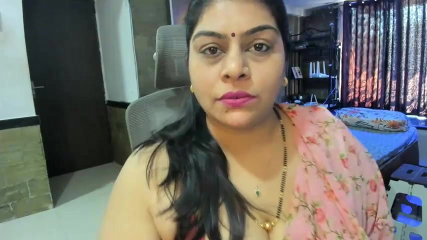 Stripchat-Public.Show-c-tarivishu23-2025.02.05.085949