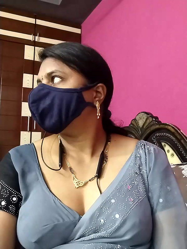 Stripchat-Public.Show-f-Indian-Indhuja-2024.11.08.043409