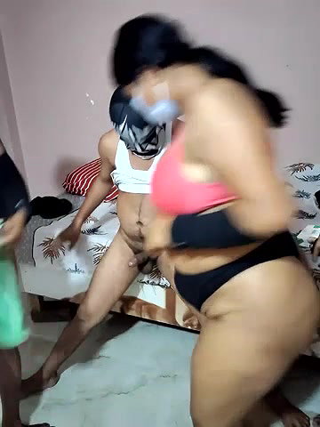 Stripchat-Public.Show-c-Hot_mina8585-2025.04.30.174544