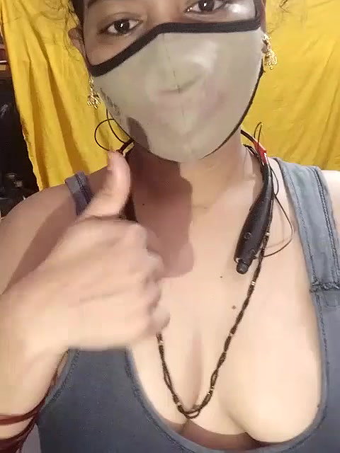 Stripchat-Public.Show-c-Sexynageena-2025.05.18.004400