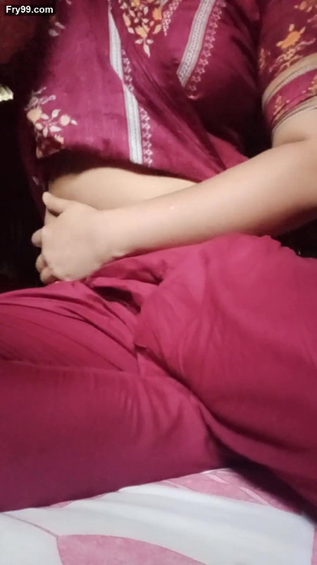 Dirty women fingering tight pussy