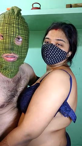 Stripchat-Public.Show-c-Hotty_Mona-2025.01.28.070517