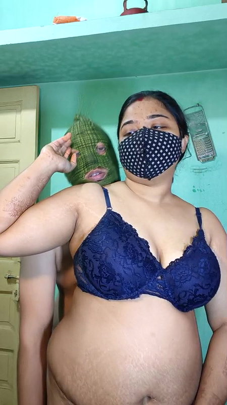 Stripchat-Public.Show-c-Hotty_Mona-2025.01.31.063657