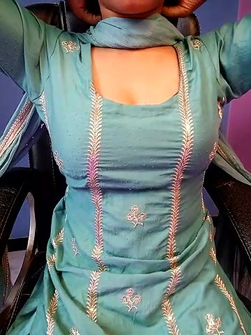 Stripchat-Public.Show-f-Aditi_1-2025.03.03.035957