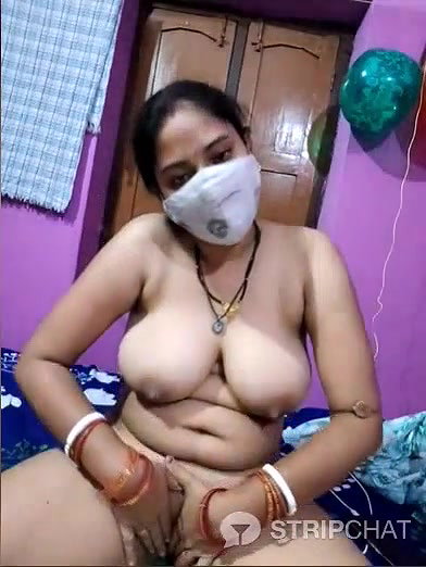 Village Couple Expensive Pvt Show Collections