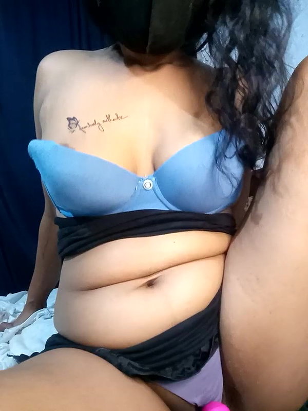 Stripchat-Public.Show-f-Aashixxx12-2025.02.01.182555