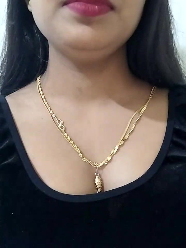 Stripchat-Public.Show-f-Maahhii_2-2025.06.23.180125