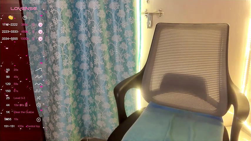 Stripchat-Public.Show-f-Miss_ziya-2025.04.17.192624