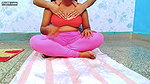Soniya bhabhi ko yoga sikhane aya tha yoga teacher