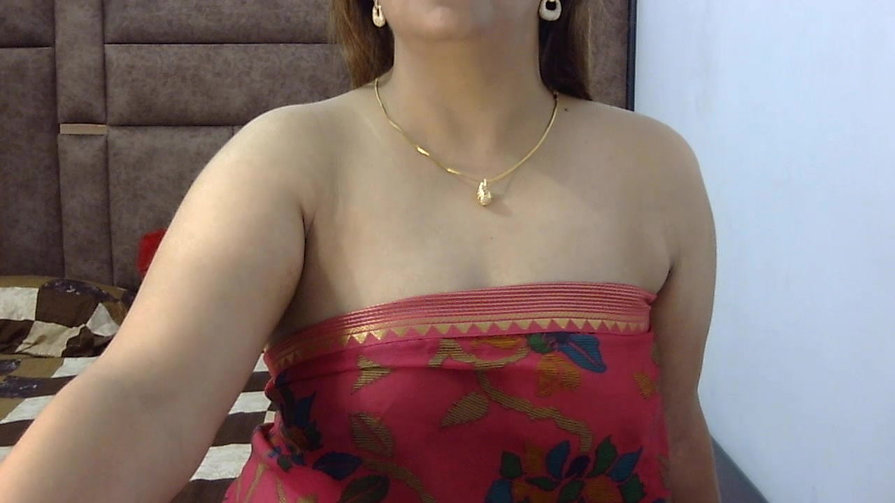 Stripchat-Public.Show-f-Kajal_G-2025.06.26.011357