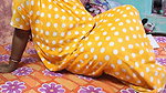 Desi village aunty show her boobs