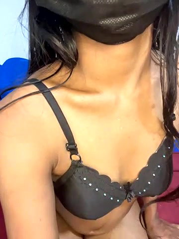 Stripchat-Public.Show-c-Little__Zara-2024.08.07.180401