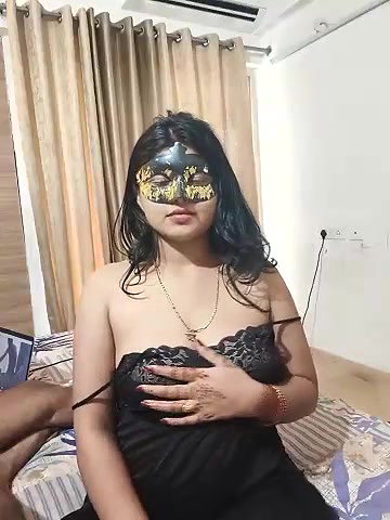 Stripchat-Public.Show-c-mahi69a-2025.05.28.111132