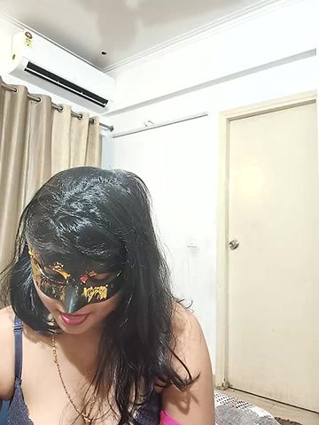 Stripchat-Public.Show-c-mahi69a-2025.06.07.180822