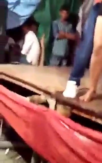 Nude stage dance