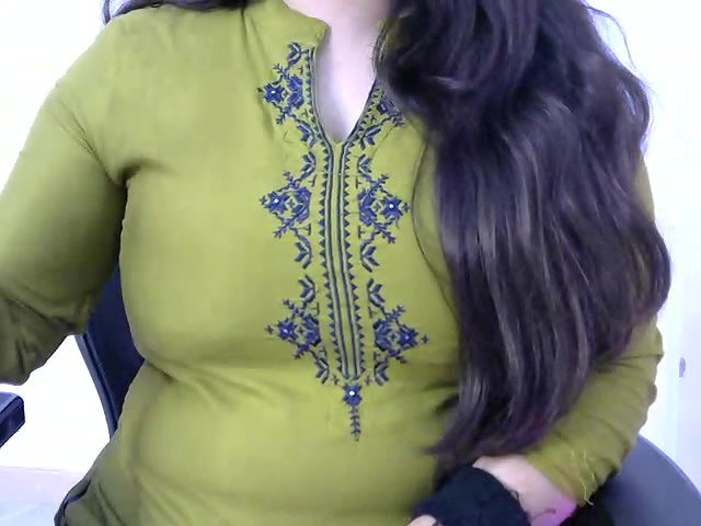 Stripchat-Public.Show-f-_Ayeshaa-2025.05.10.180807