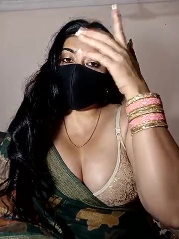 Stripchat-Public.Show-f-Ramshree22-2025.03.03.194211