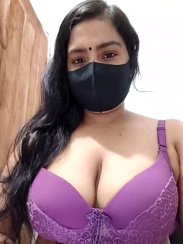 Stripchat-Public.Show-f-Ritusri_Dotta-2025.04.15.161602